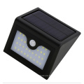 Lámpara de seguridad de energía solar Impermeable PIR Sensor de movimiento Lámparas 28PCS Lámpara de jardín LED de montaje en pared